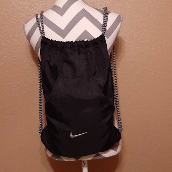 Nike backpack - Picture 3 of 11
